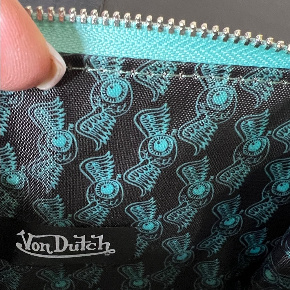 Von Dutch | Classic Style Vegan Leather Wallet in Turquoise - Picture 8 of 8